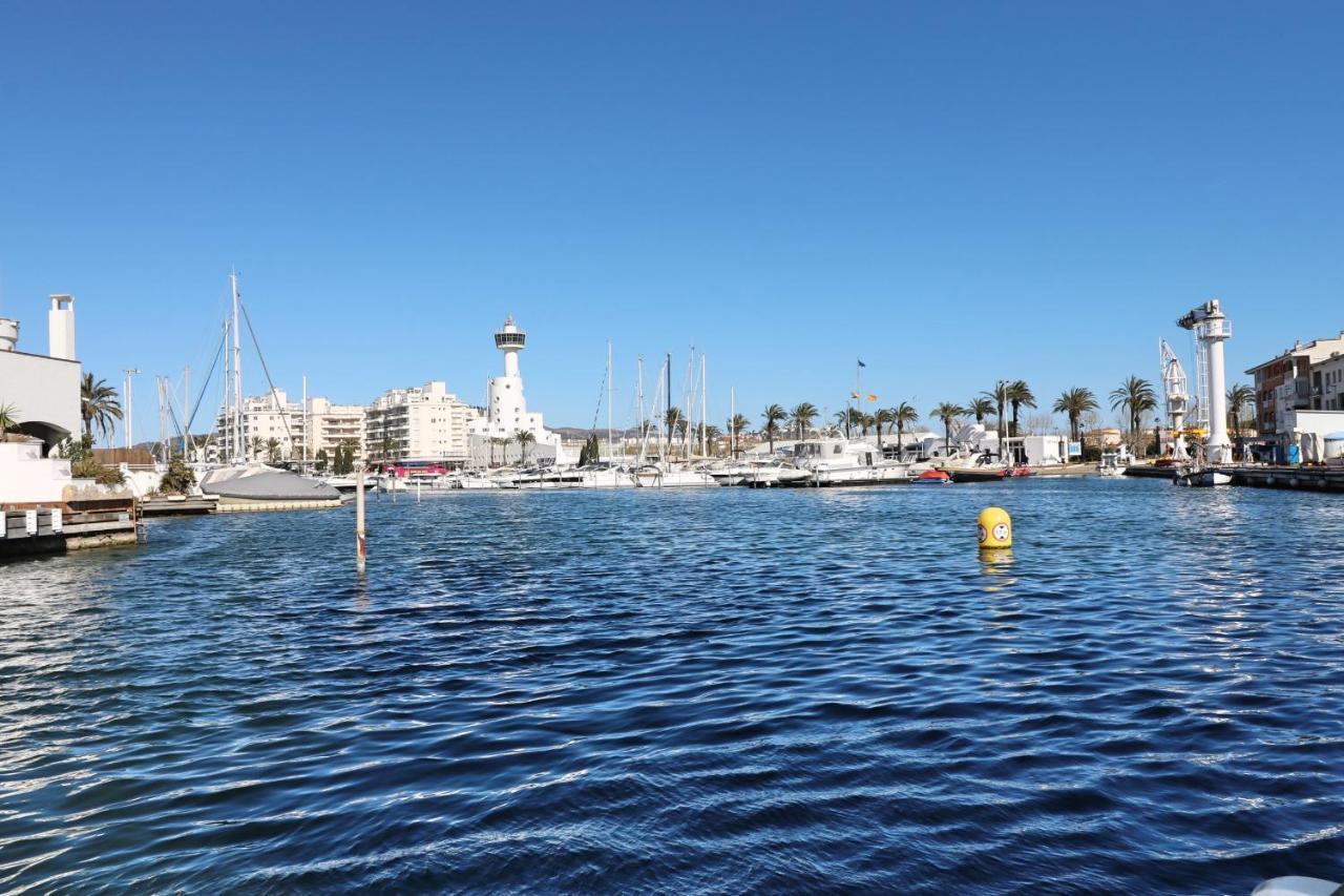 Apartment Port Moxo 78 -22 Empuriabrava